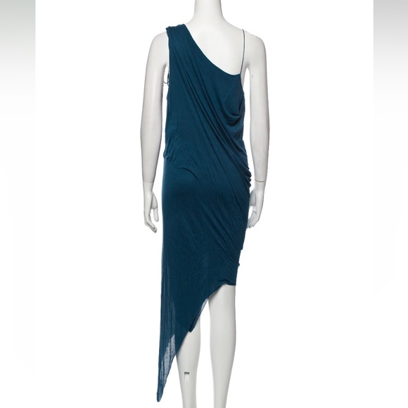 Haute Hippie
Cow Neck Midi Length Dress Size: Large - Picture 3 of 3